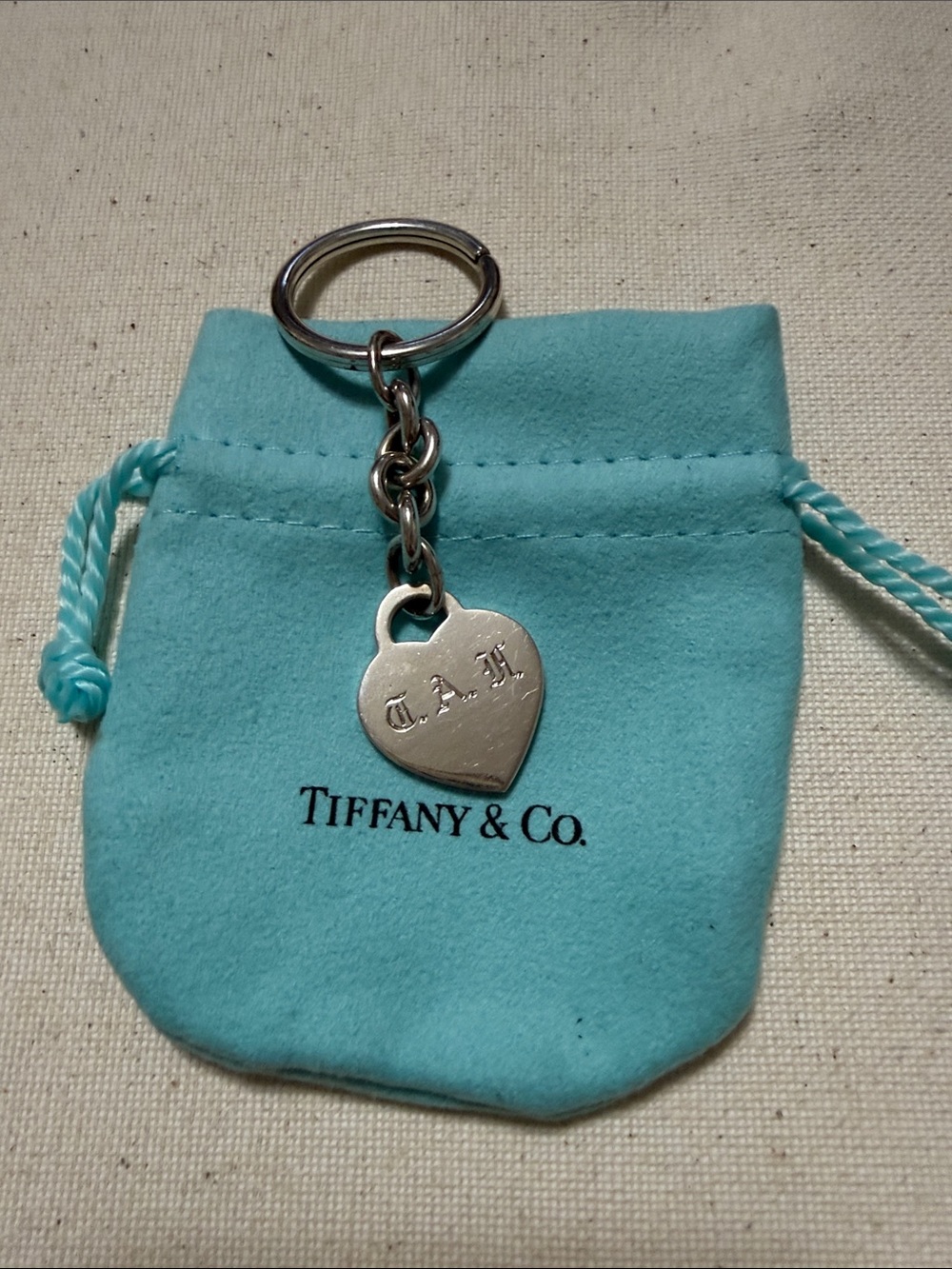 Tiffany & Co. 925 Sterling Silver Heart Tag Keyring W/Pouch Engraved